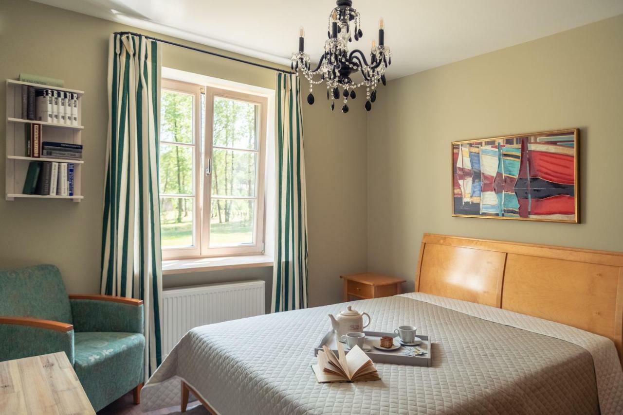 Lake & Library Boutique Hotel 伊格纳利纳 外观 照片